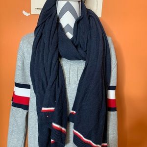 Tommy Hilfiger Scarf